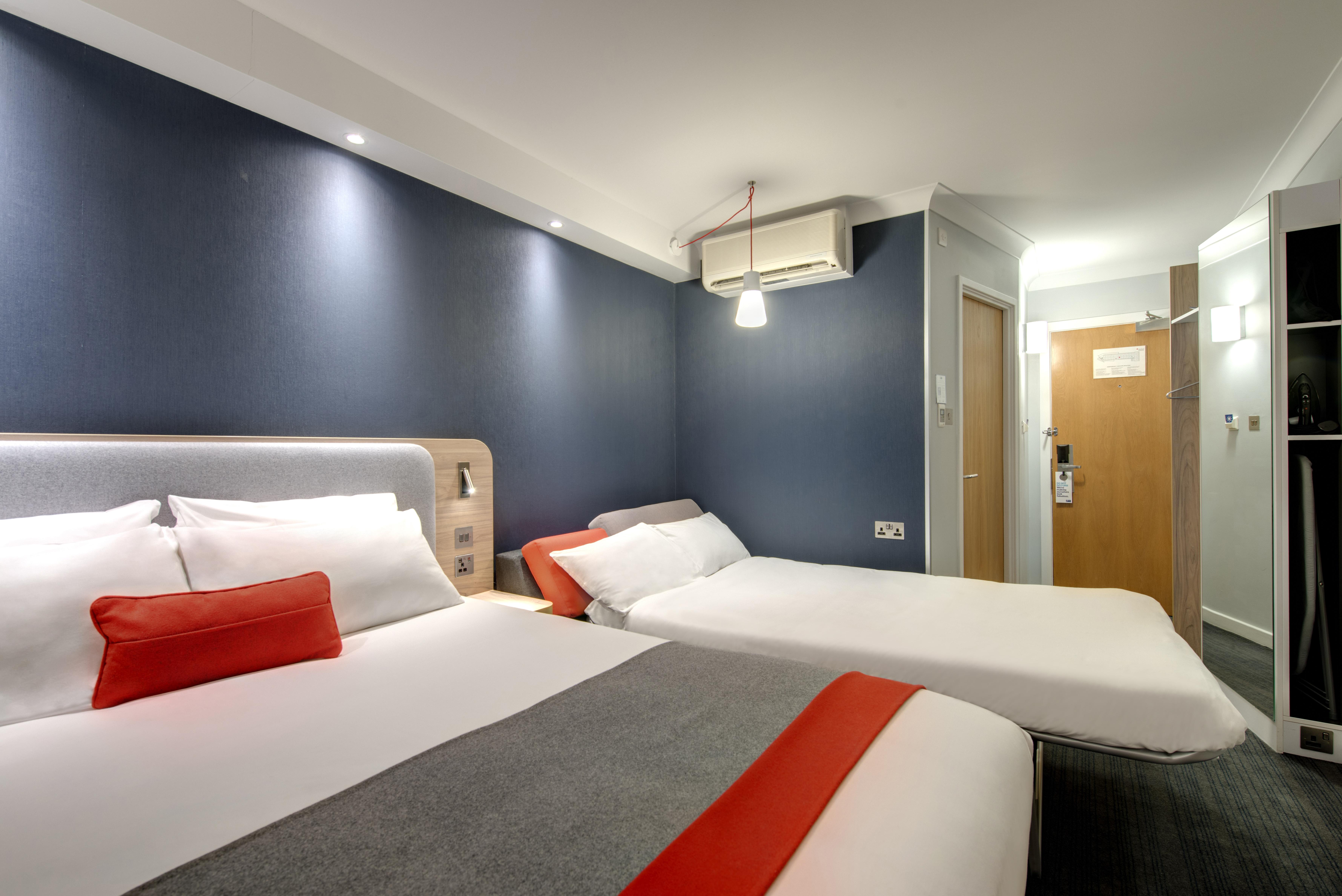 Holiday Inn Express - Exeter - City Centre By Ihg Екстер'єр фото