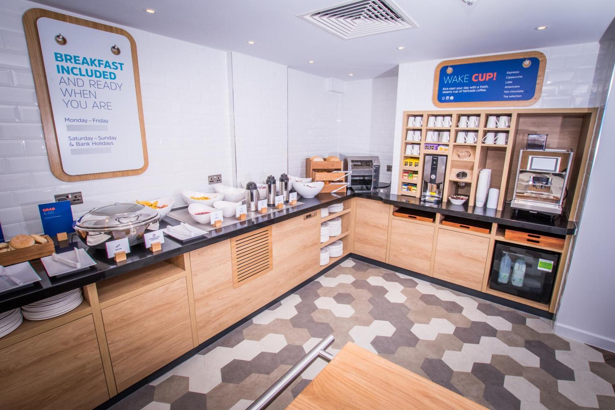 Holiday Inn Express - Exeter - City Centre By Ihg Екстер'єр фото